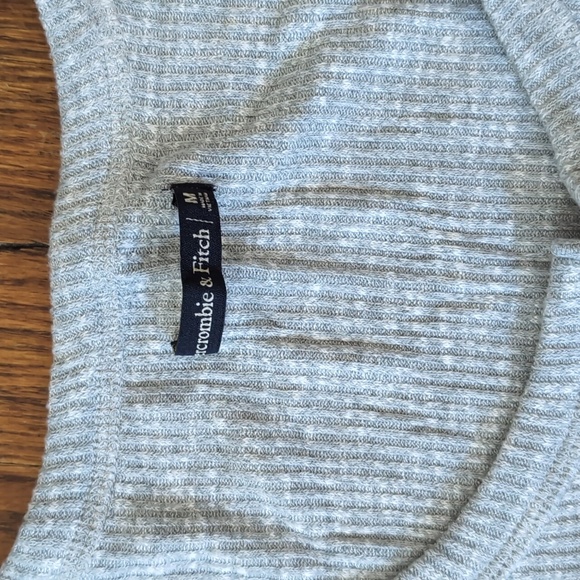 A&F waffle top - Picture 3 of 7